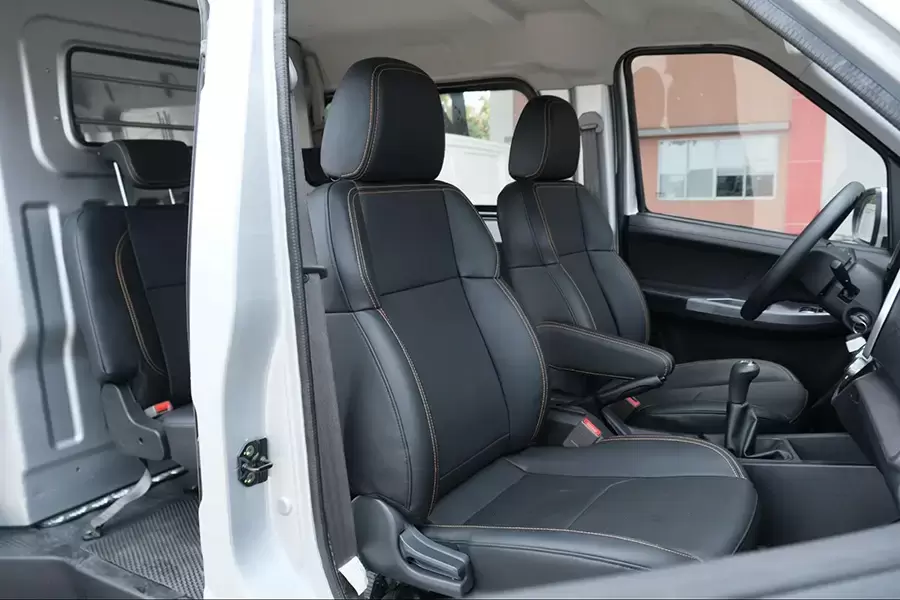 Nội thất tiện nghi và rộng rãi