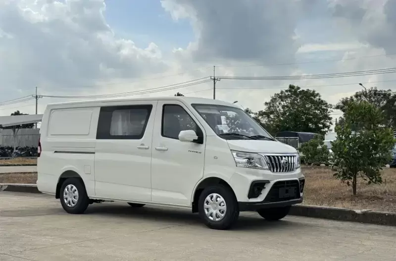 Kinh nghiệm chọn xe van 5 chỗ giá rẻ 2025 và mẫu xe đáng mua