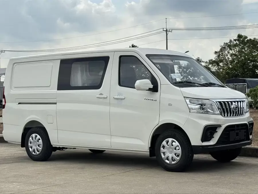 Xe van 900kg Tera-V8 phiên bản 5 chỗ