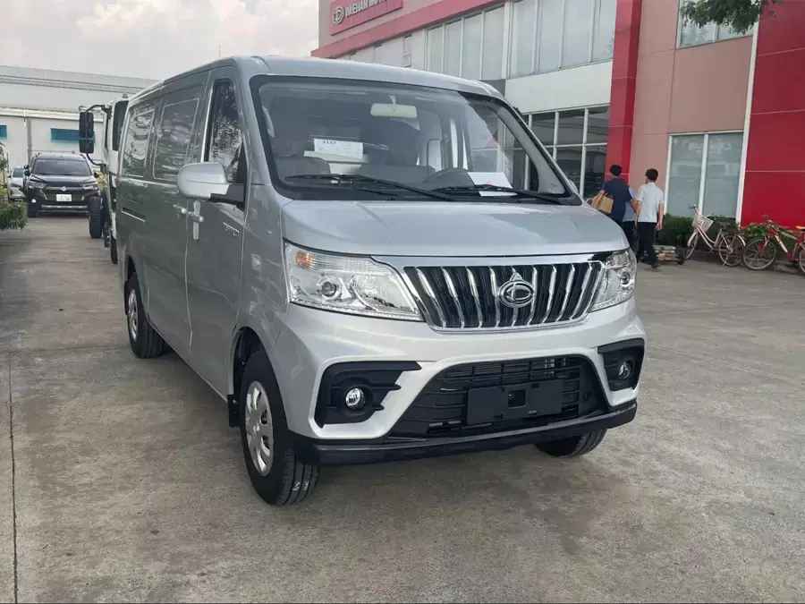 Điểm khác biệt giữa xe van tải với xe tải nhỏ truyền thống