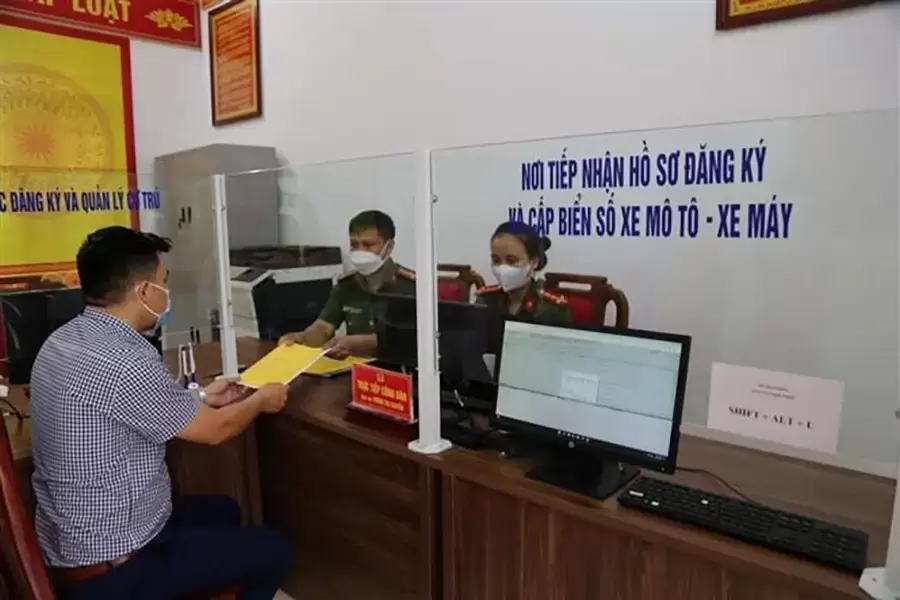 Trường hợp cần thiết, chủ xe cần đến cơ quan công an để xác minh thông tin phương tiện